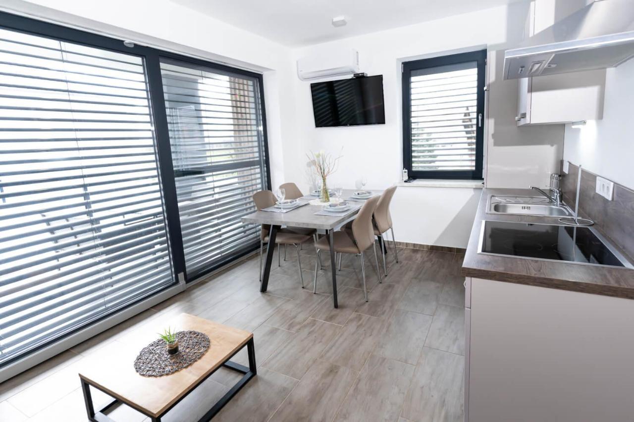Appartement Sunrise Banovci Extérieur photo